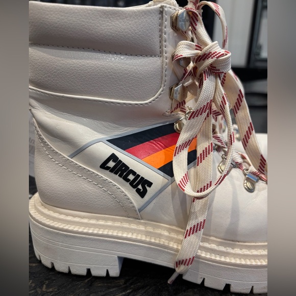 Sam Edelman Circus Cream Chunky Sole Winter Boot - Picture 2 of 2